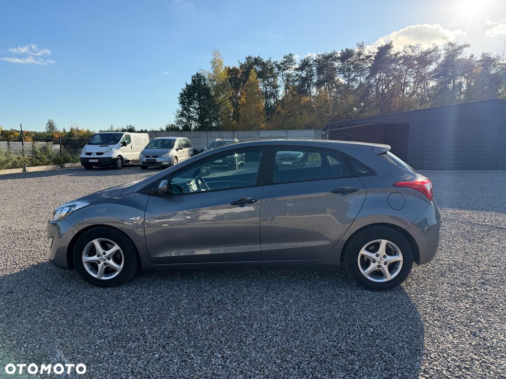 Hyundai i30 1.4 Trend - 18