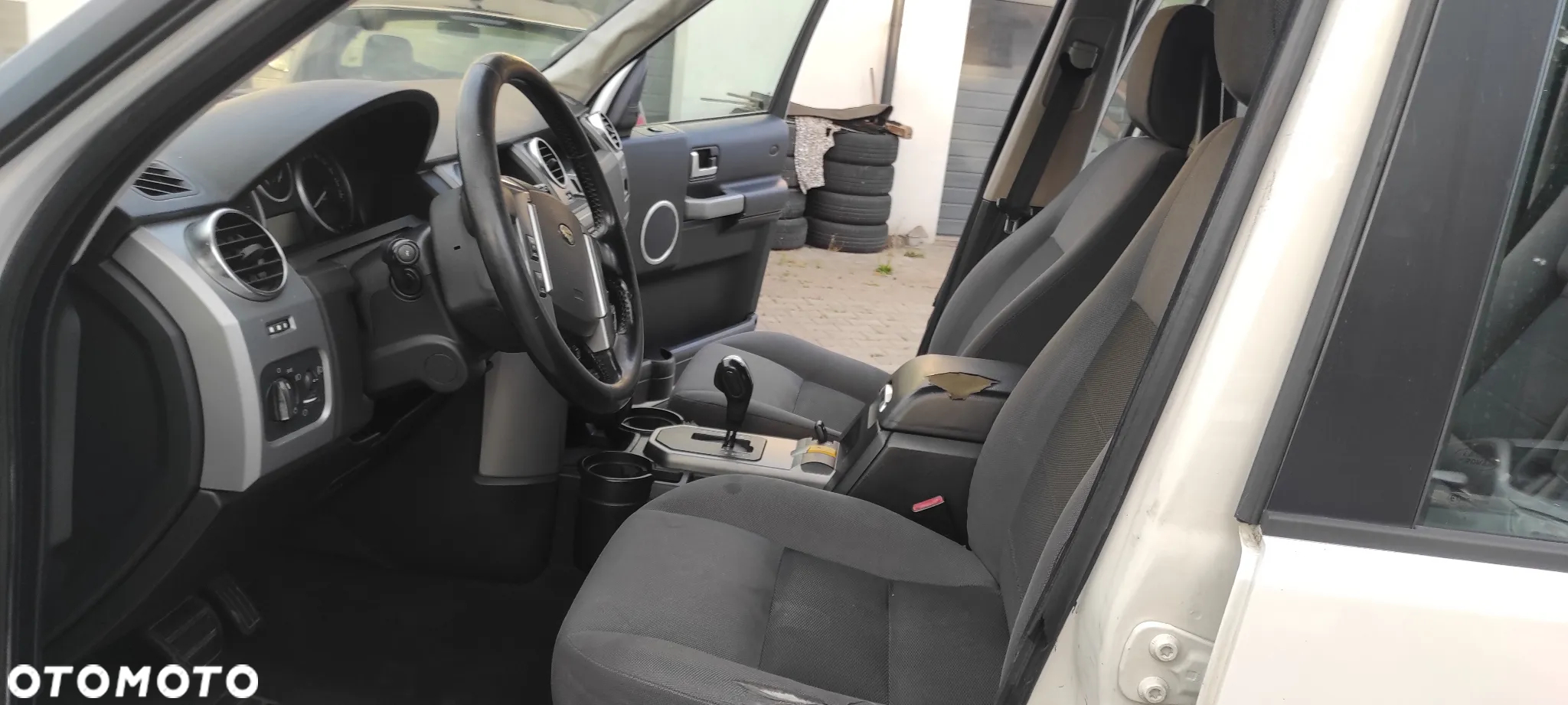Land Rover Discovery - 12
