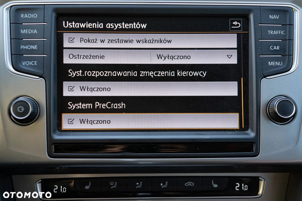 Volkswagen Passat 2.0 TDI Bi-Turbo BMT 4Mot Highline DSG - 24