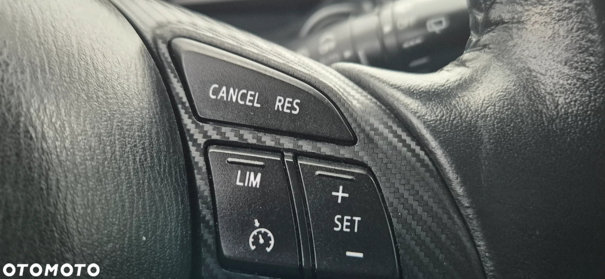 Mazda 2 SKYACTIV-G 90 Nakama - 27