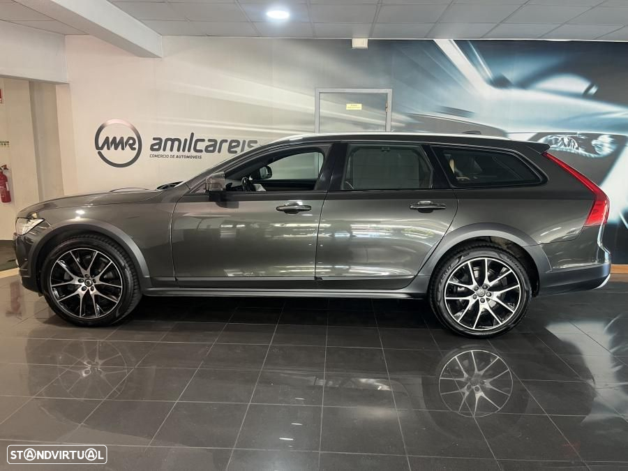 Volvo V90 Cross Country 2.0 D4 Plus AWD Geartronic - 6