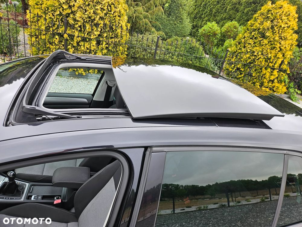 Volkswagen Golf 1.6 TDI BlueMotion Technology Comfortline - 14