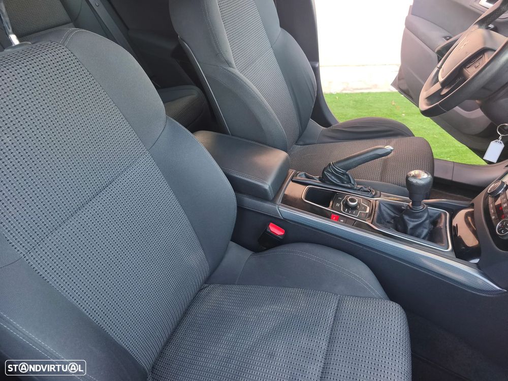 Peugeot 508 SW 2.0 HDi Allure 119g - 10