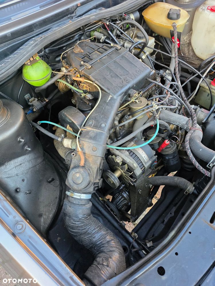 Volkswagen Golf - 31