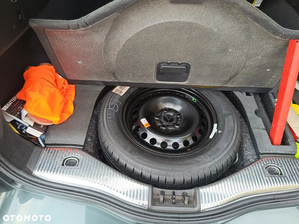 Ford Mondeo - 12
