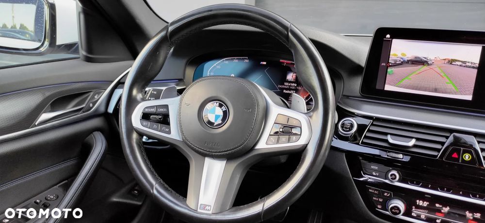 BMW Seria 5 530i mHEV M Sport sport - 10