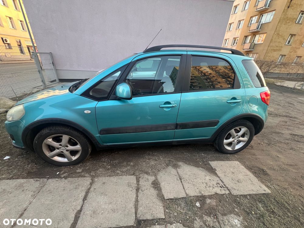 Suzuki SX4 1.6 VVT 4x2 Comfort - 2