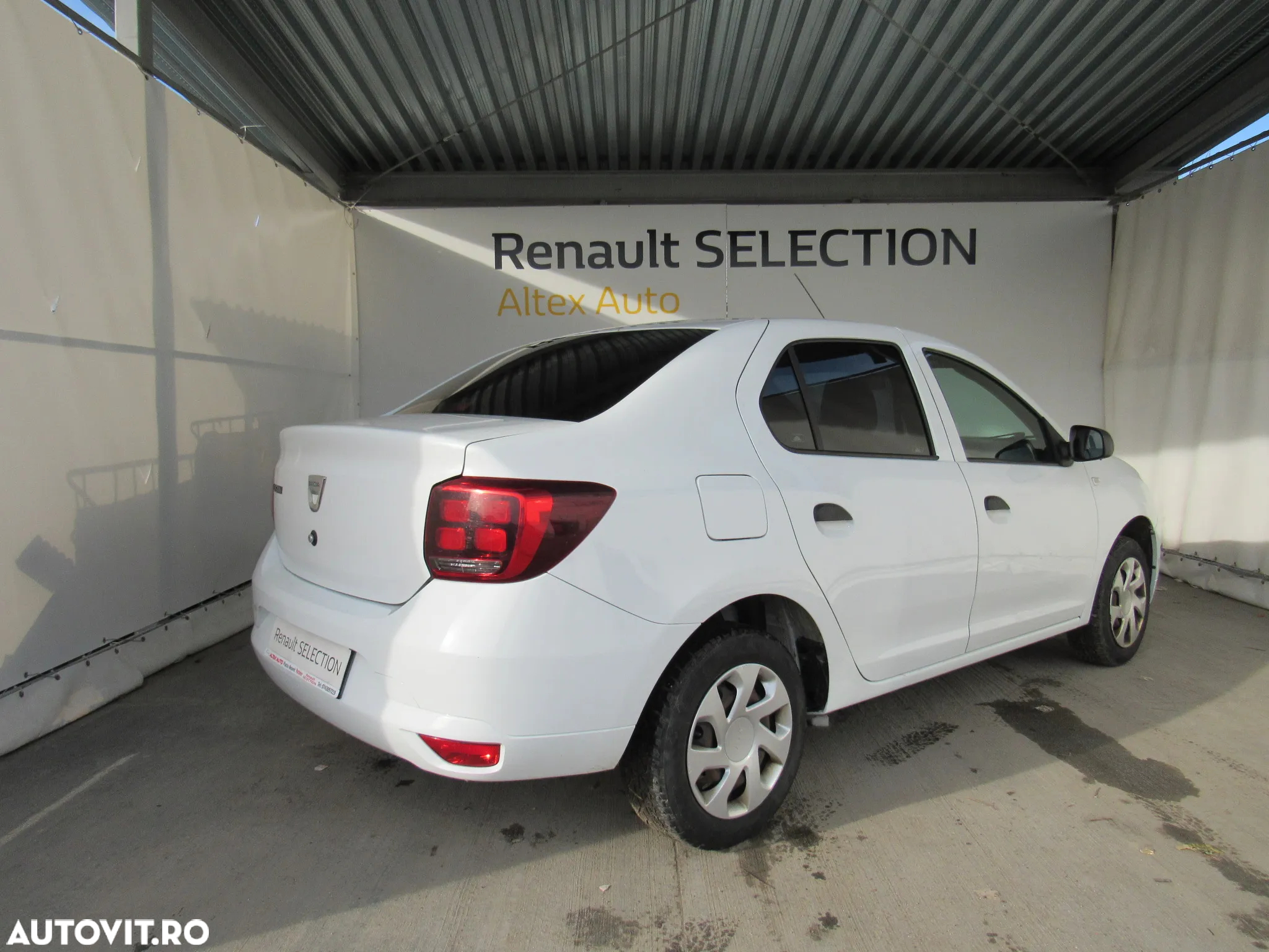Dacia Logan 0.9 TCe SL PLUS - 2