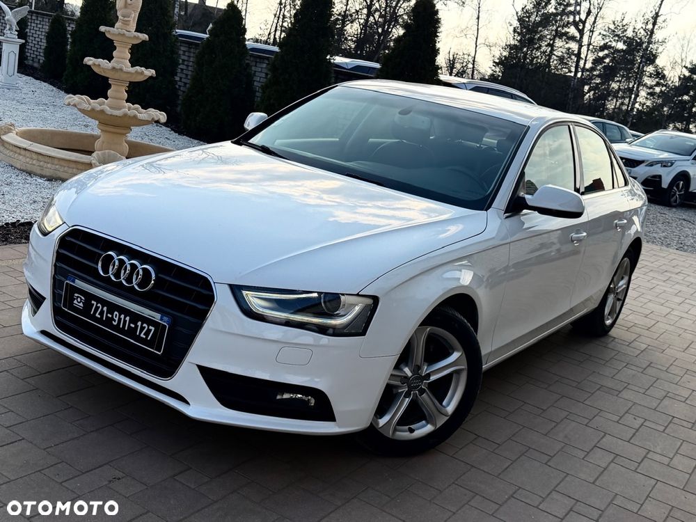 Audi A4 Limousine - 4