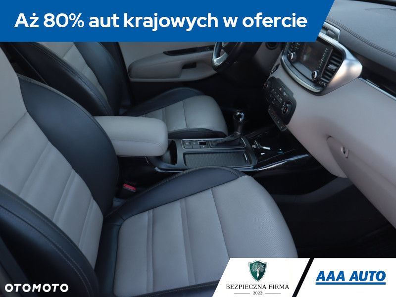 Kia Sorento - 11