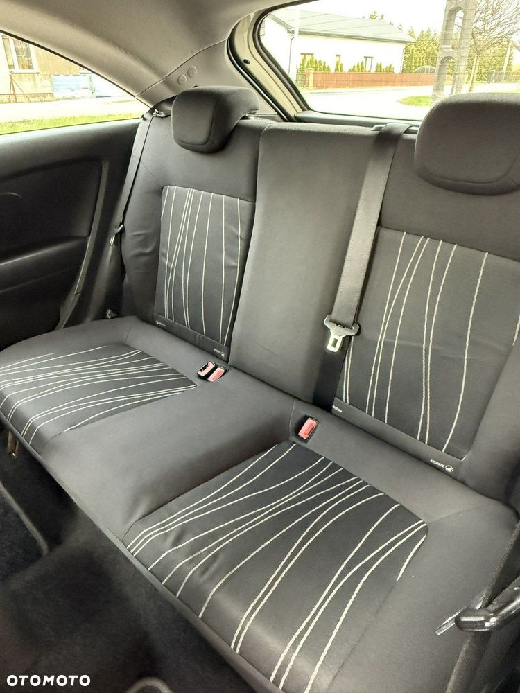 Opel Corsa - 4