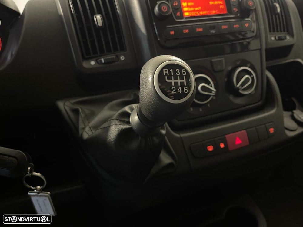 Peugeot Boxer 2.2 BlueHDi 335 L2 CD - 14