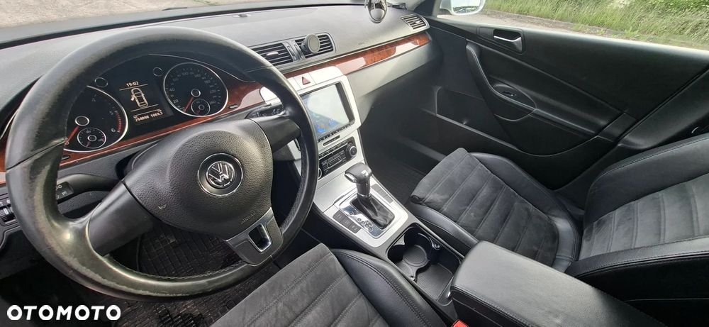 Volkswagen Passat 2.0 TDI DPF Highline DSG - 8