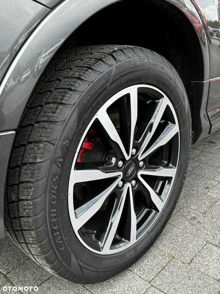 Ford Kuga - 21