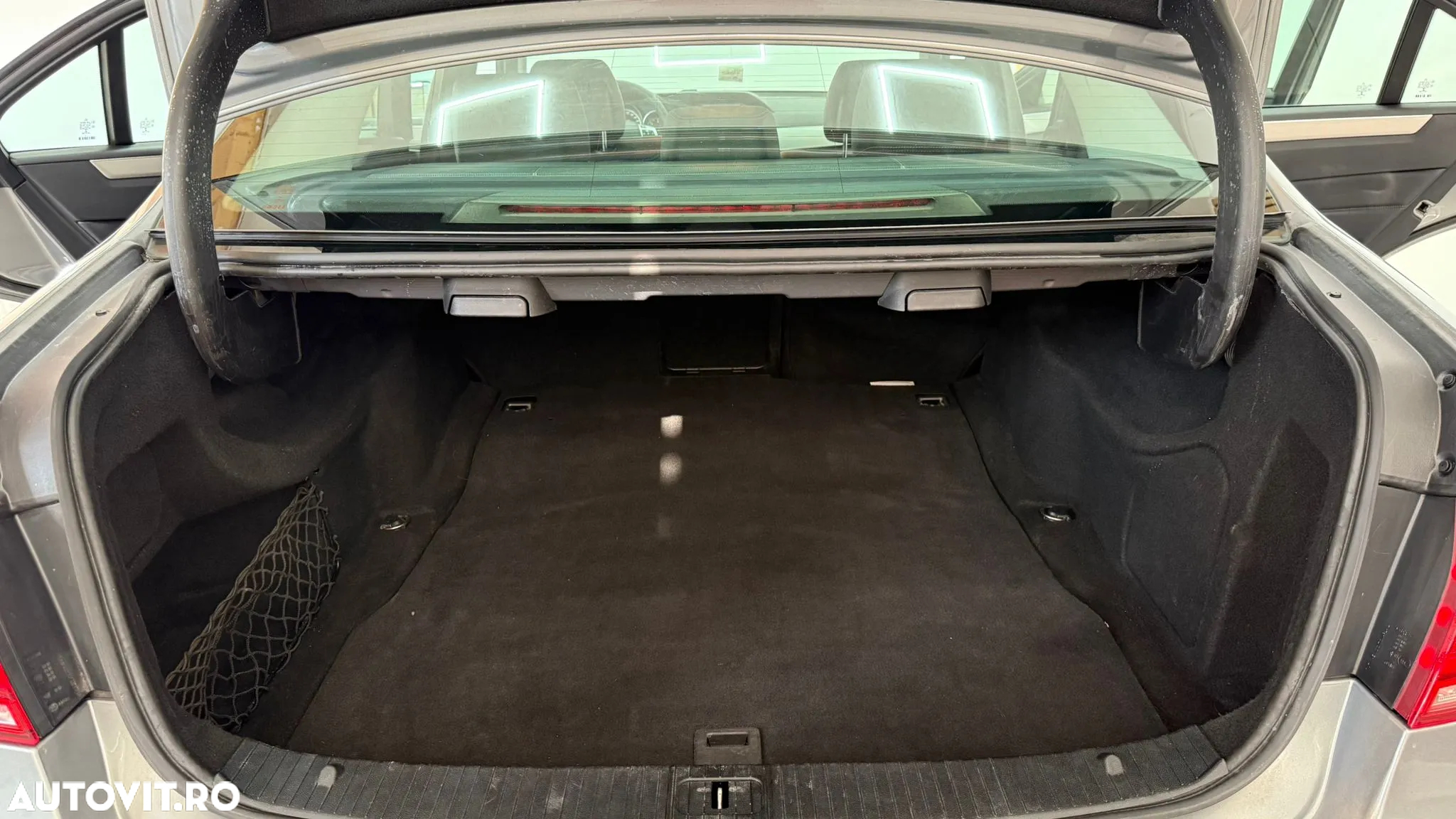 Mercedes-Benz E 200 T CDI DPF BlueEFFICIENCY Automatik Elegance - 19