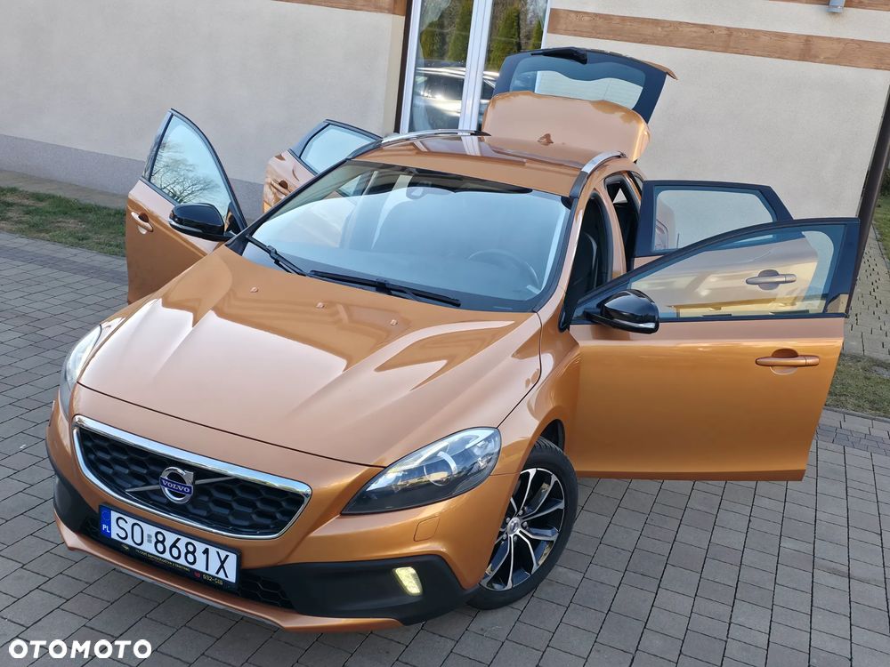 Volvo V40 Cross Country D3 Momentum - 14