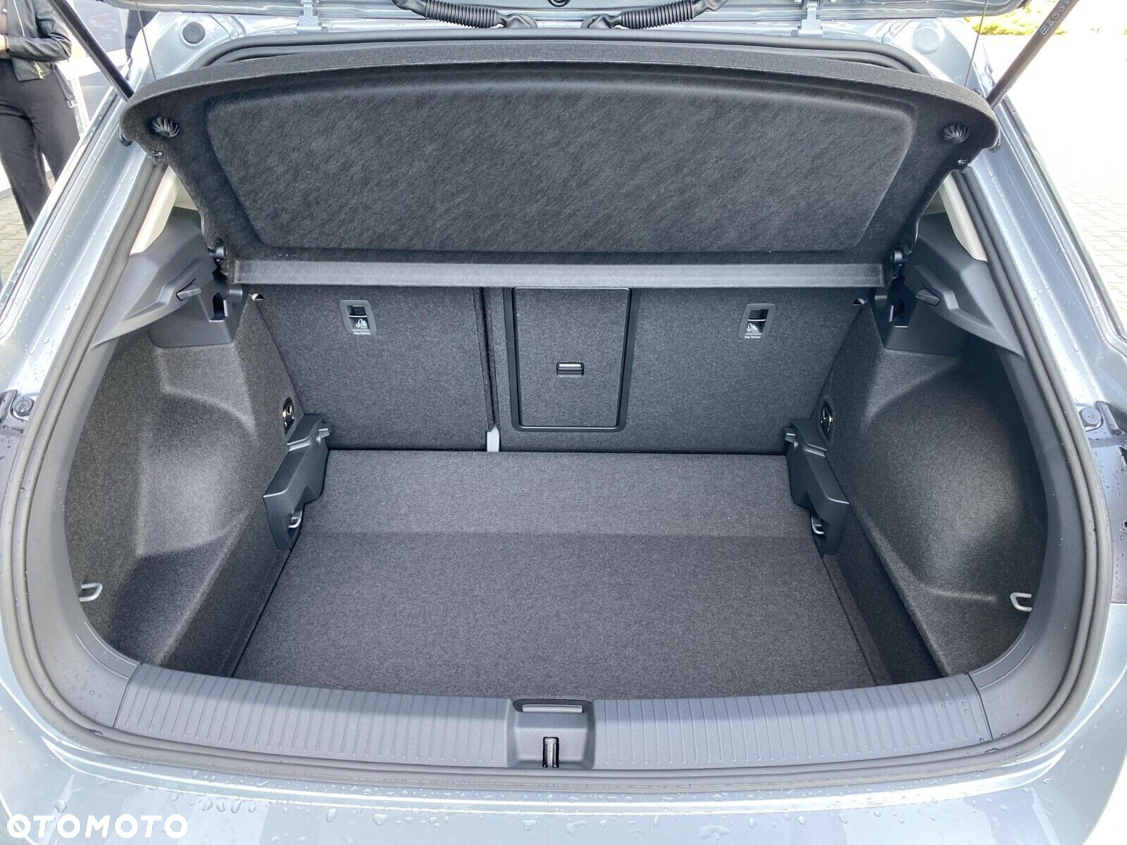 Volkswagen T-Roc - 20
