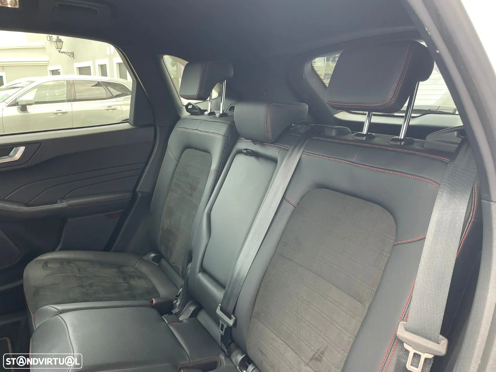 Ford Kuga 2.5 FHEV ST-Line X - 9