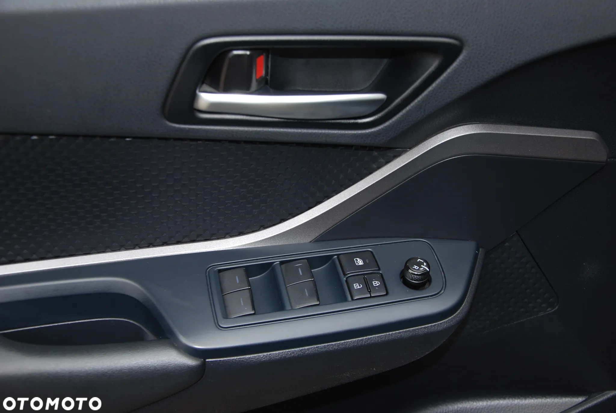 Toyota C-HR 1.8 Hybrid GPF Comfort - 33
