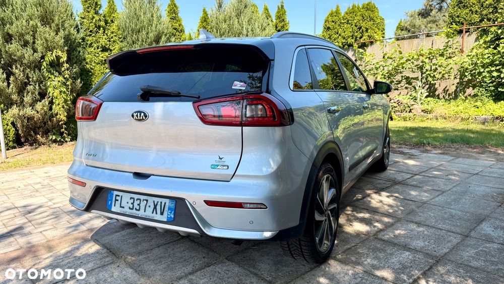 Kia Niro 1.6 GDI HEV 2WD OPF Edition 7 - 11