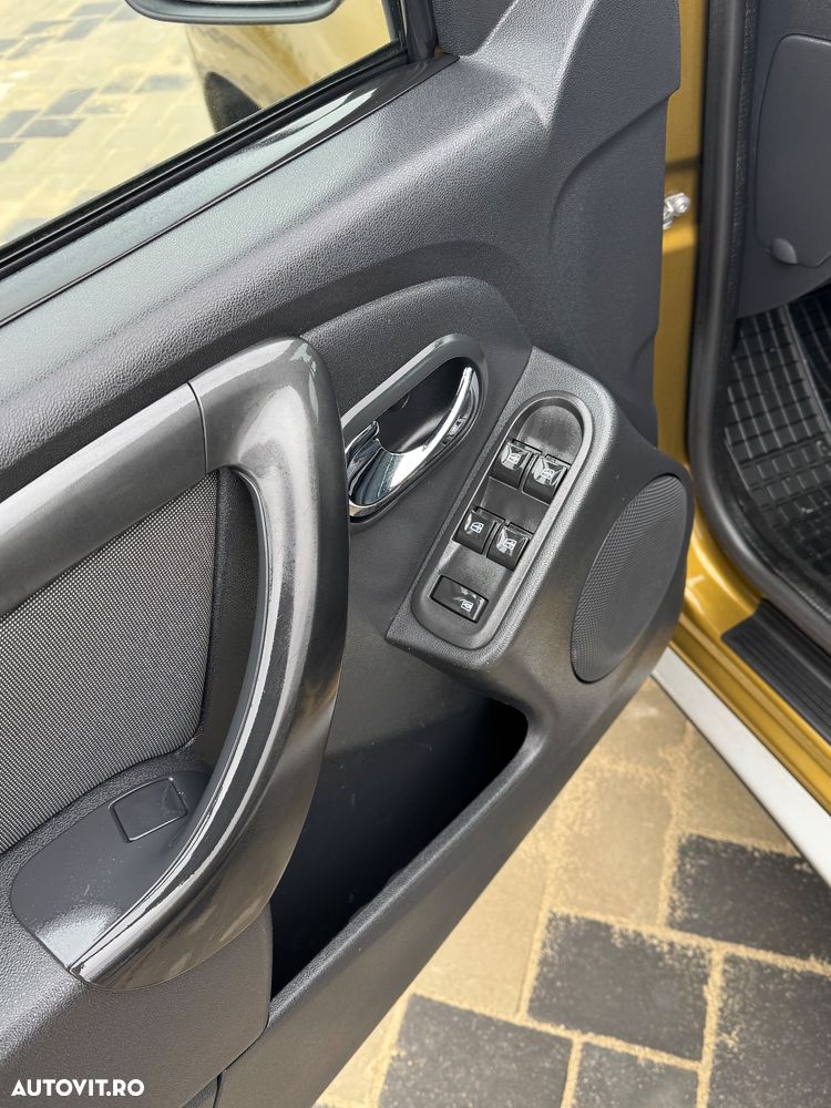 Dacia Duster 1.5 dCi 4x2 Prestige - 15