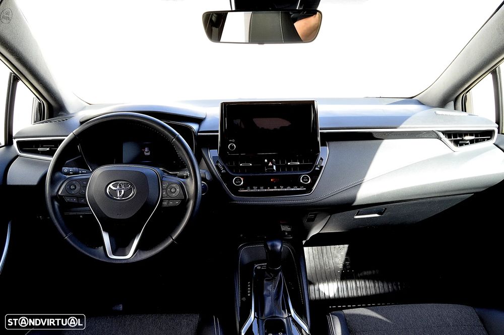 Toyota Corolla Touring Sports 1.8 Hybrid Exclusive - 22