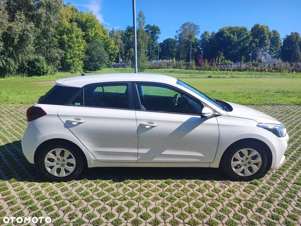 Hyundai i20 1.2 Classic Plus - 10