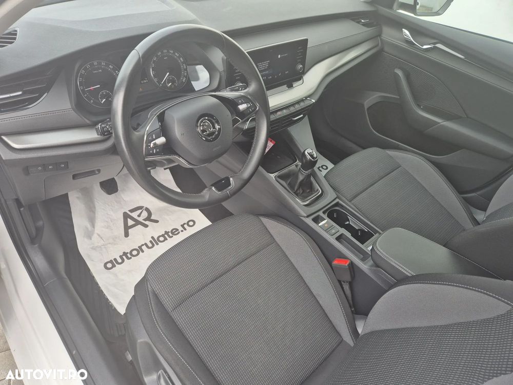 Skoda Octavia 2.0 TDI Ambition - 9