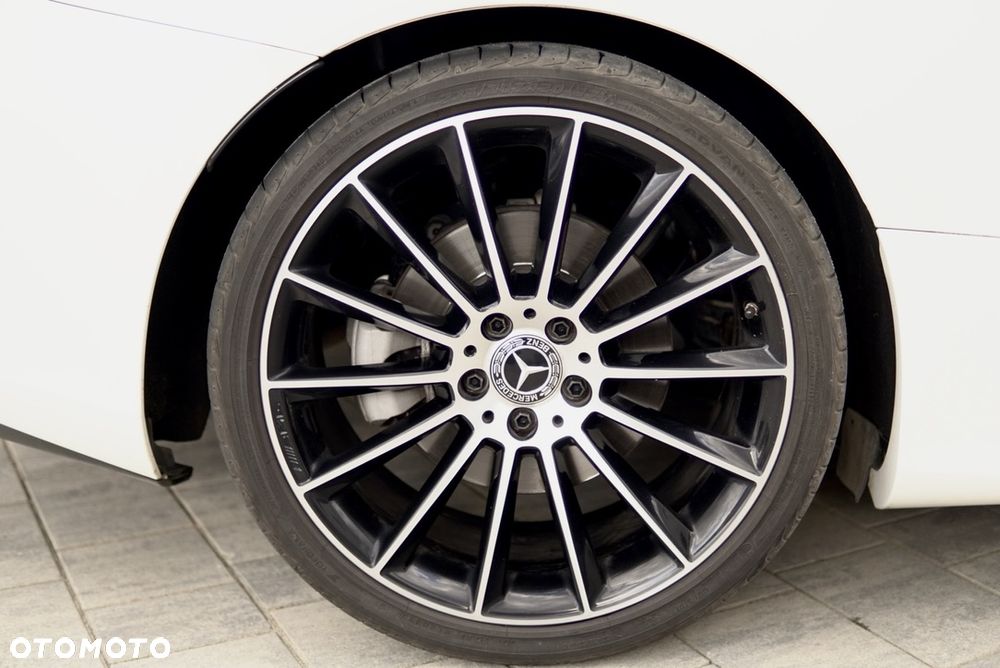 Mercedes-Benz Klasa E 350 9G-TRONIC - 21