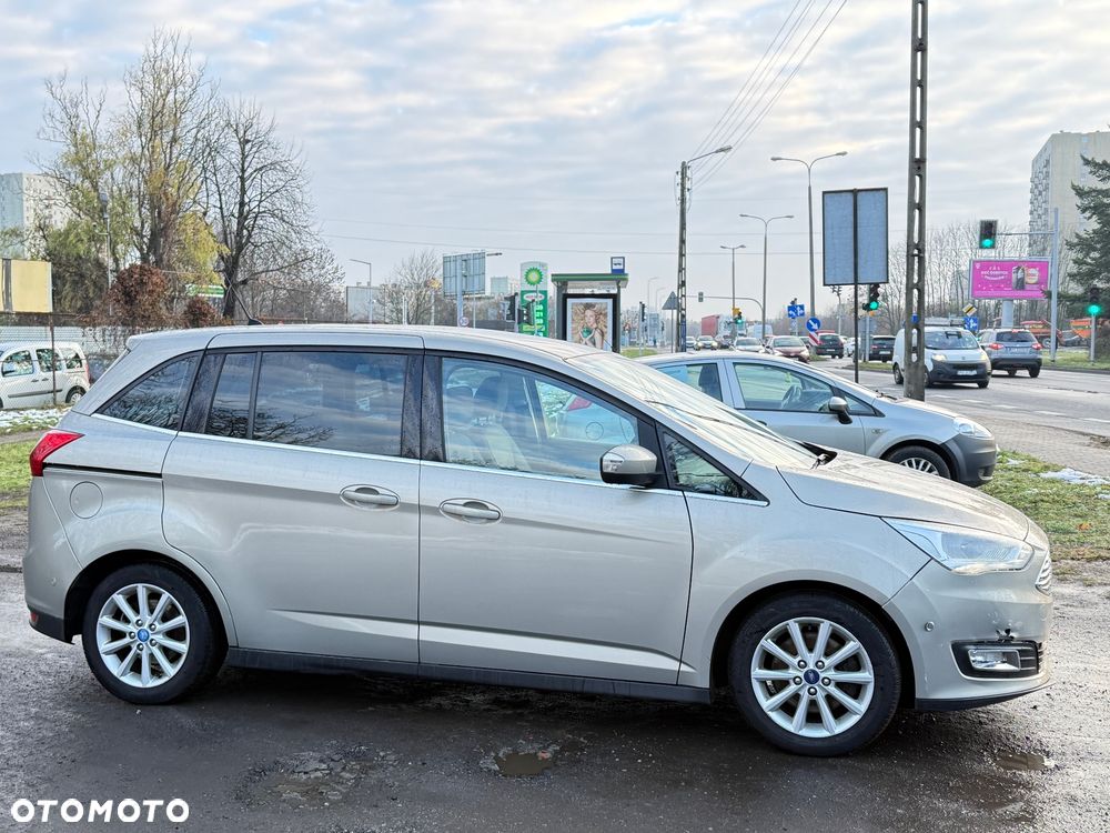 Ford Grand C-MAX - 7