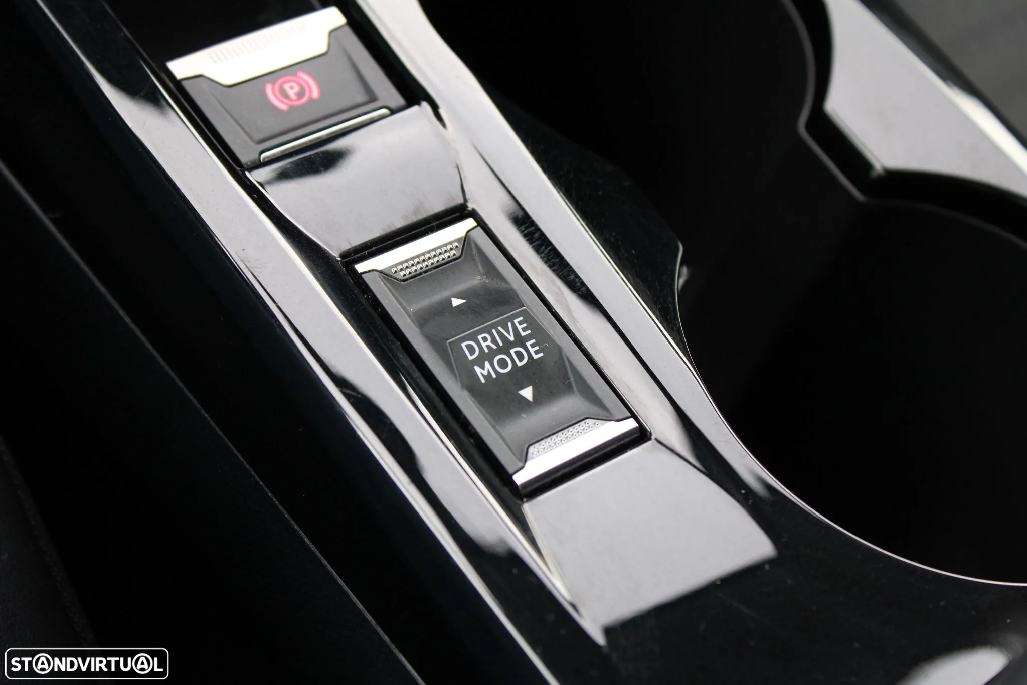Peugeot e-208 50 kWh Allure Pack - 35