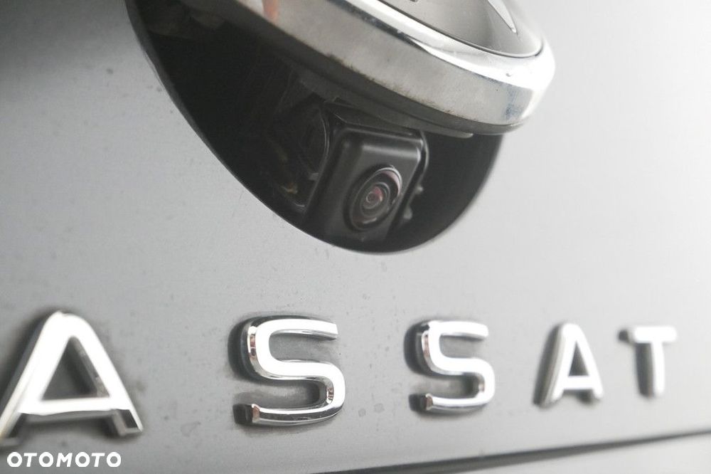 Volkswagen Passat Variant 2.0 TDI SCR Business DSG - 19