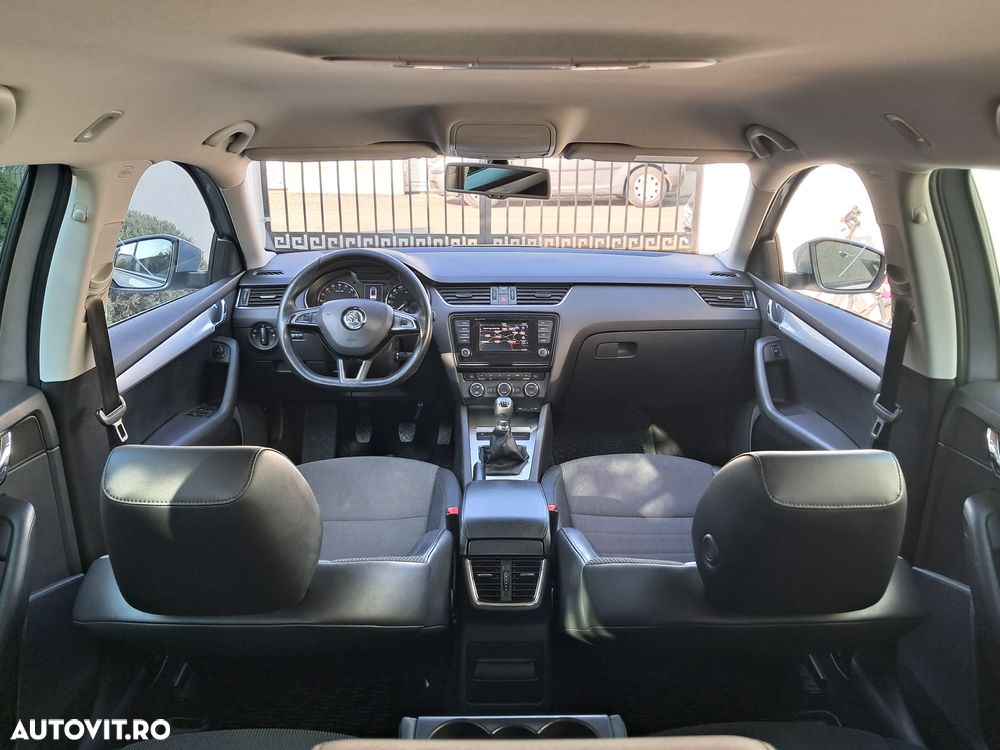 Skoda Octavia 2.0 TDI Drive - 7