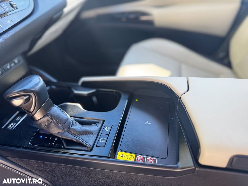 Lexus Seria ES - 20