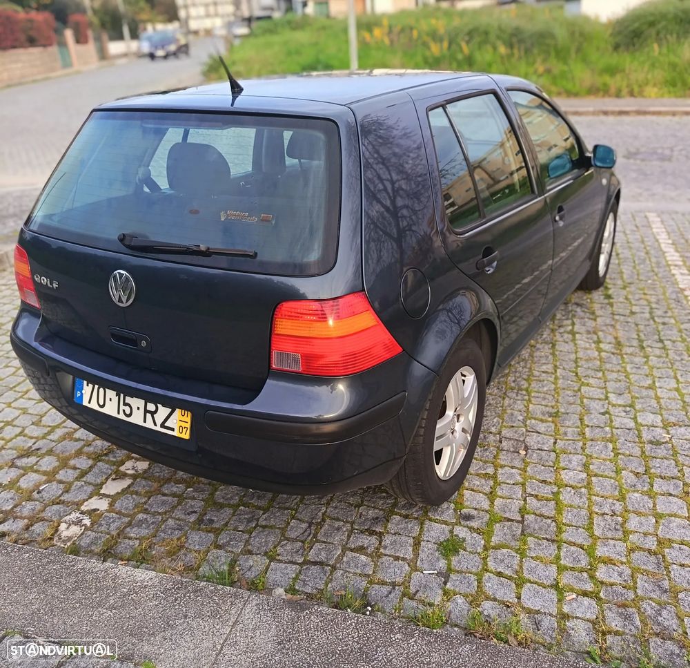 VW Golf 1.4i Conceptline - 3