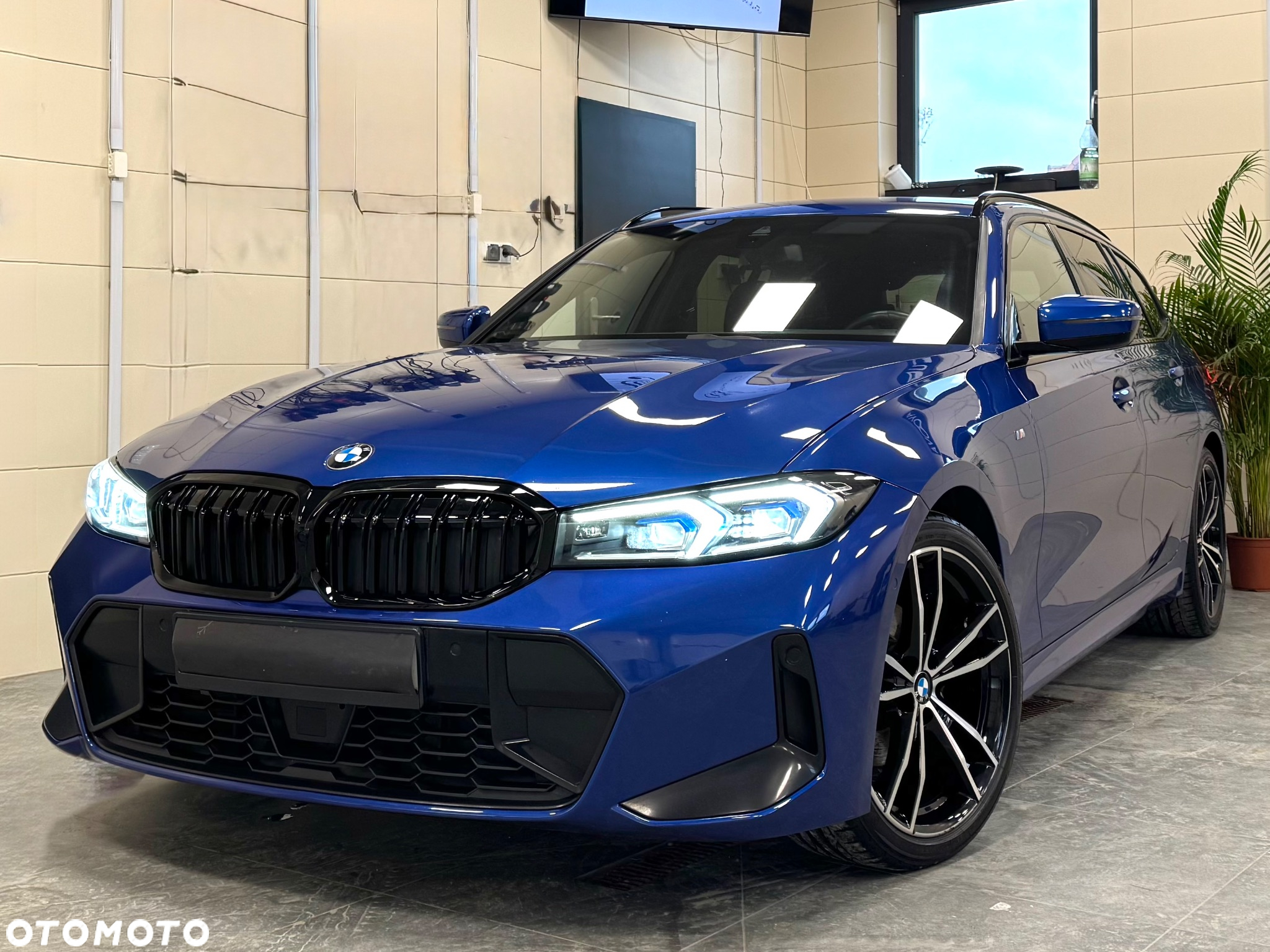 BMW Seria 3 320d xDrive M Sport sport - 2