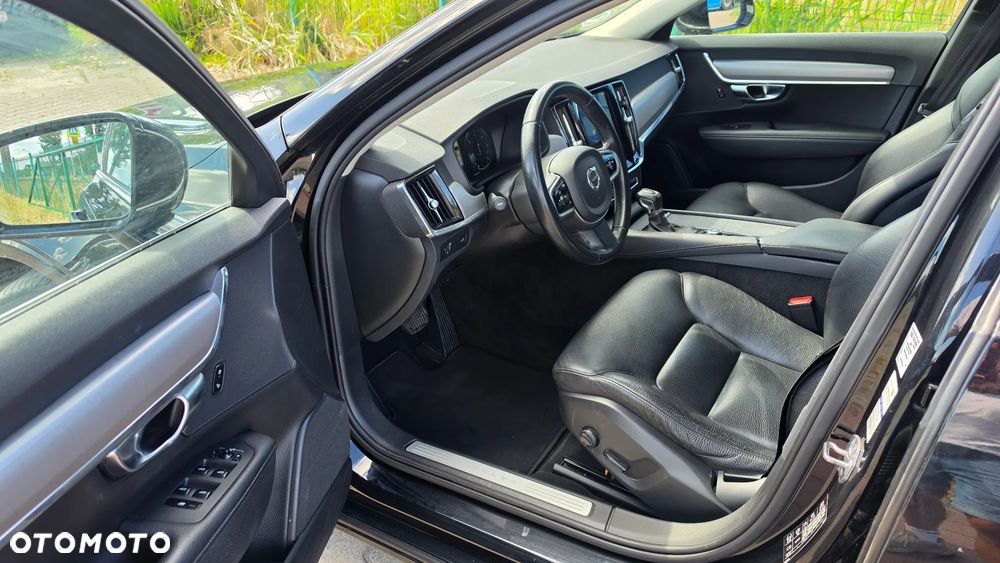 Volvo V90 D4 Geartronic Momentum - 12