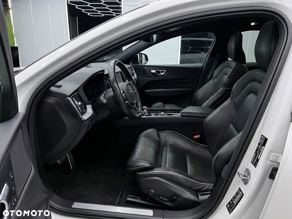 Volvo V60 2021 photo 5