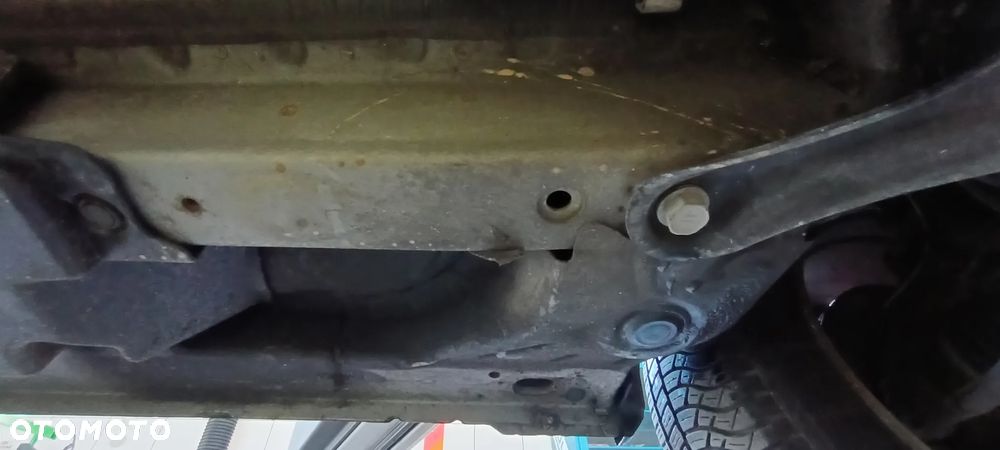 Toyota RAV4 2.0 4x4 Automatik Sol - 33