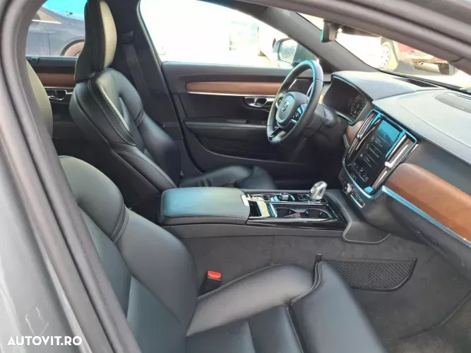 Volvo S90 - 12
