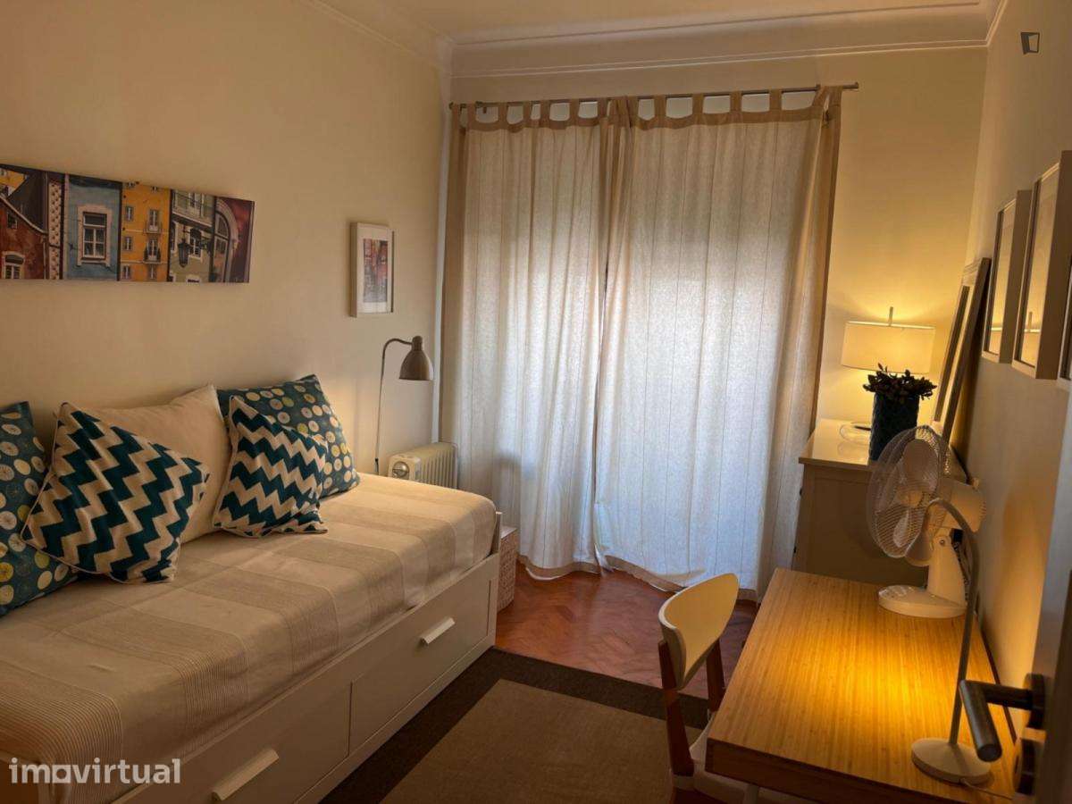 Apartamento com 2 quartos - localizado em Roma-Areeiro Lisbon - Grande imagem: 3/20