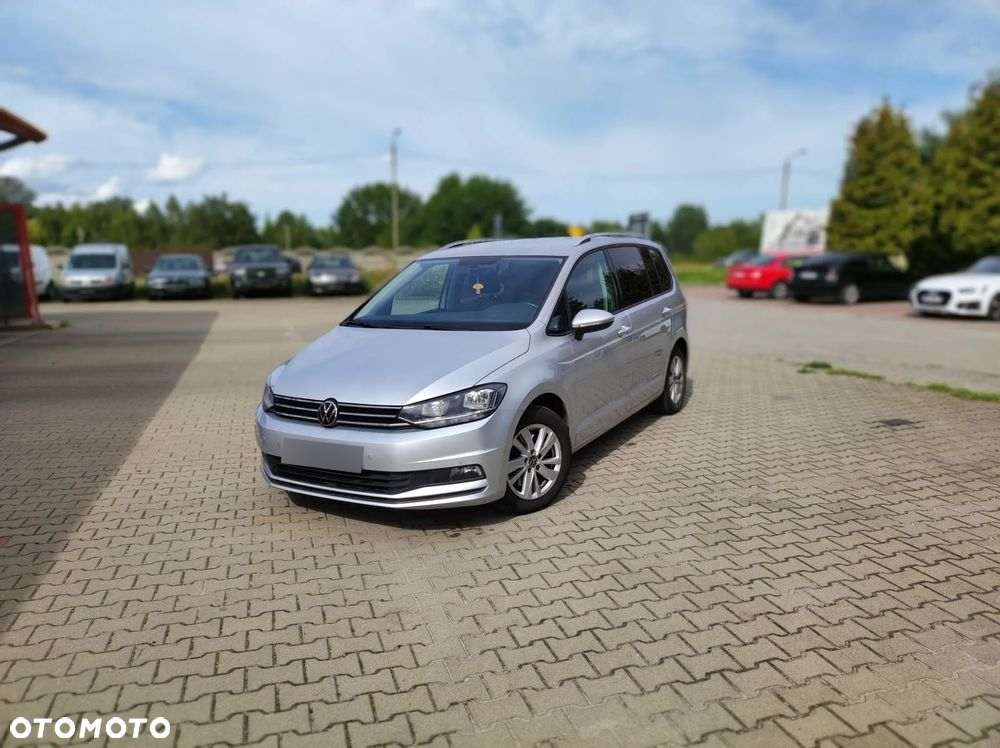 Volkswagen Touran - 5