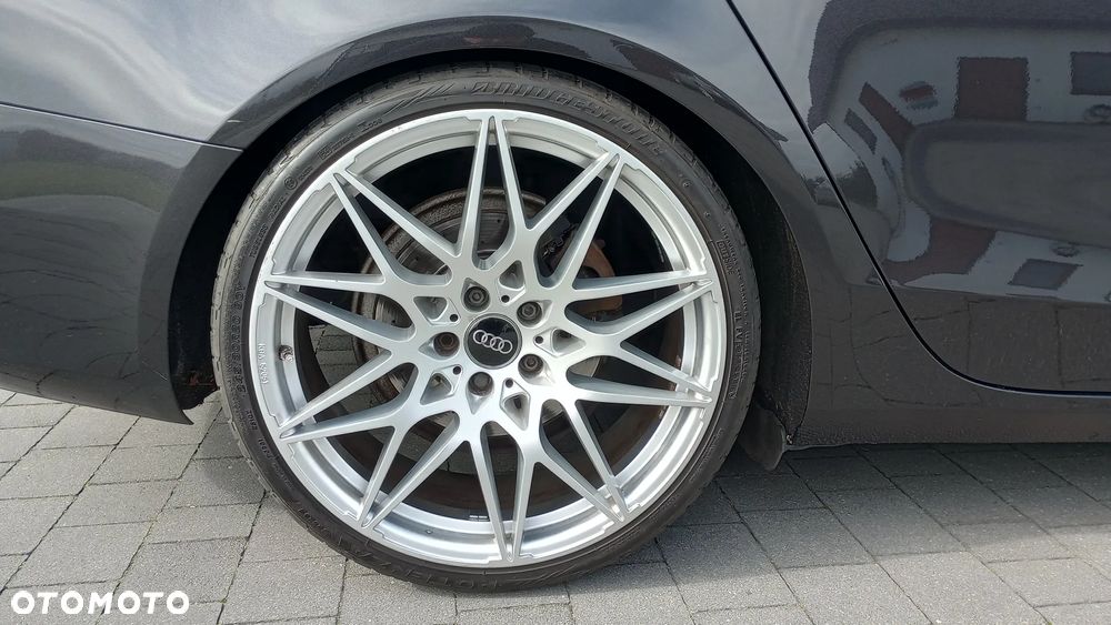 Audi A4 Avant 2.0 TDI - 25