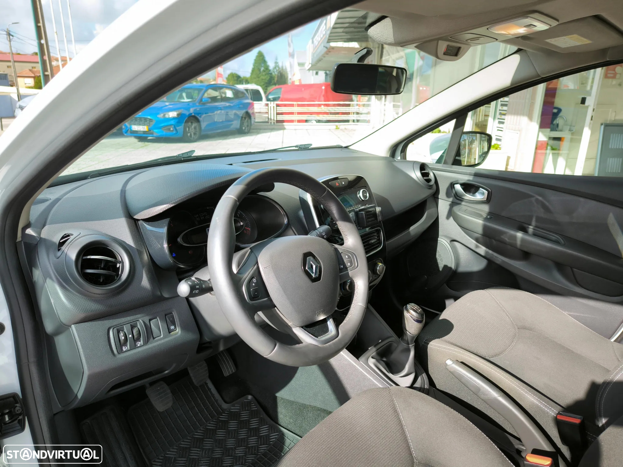 Renault Clio Sport Tourer 1.5 dCi Confort - 7