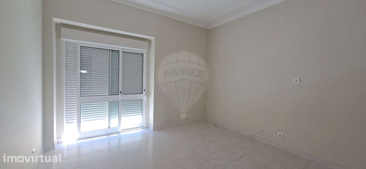 Apartamento T2 para arrendamento - Grande imagem: 4/17