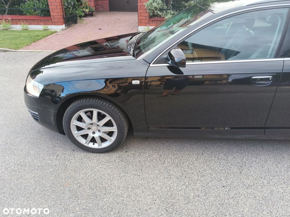 Audi A6 Avant 2.4 multitronic - 24