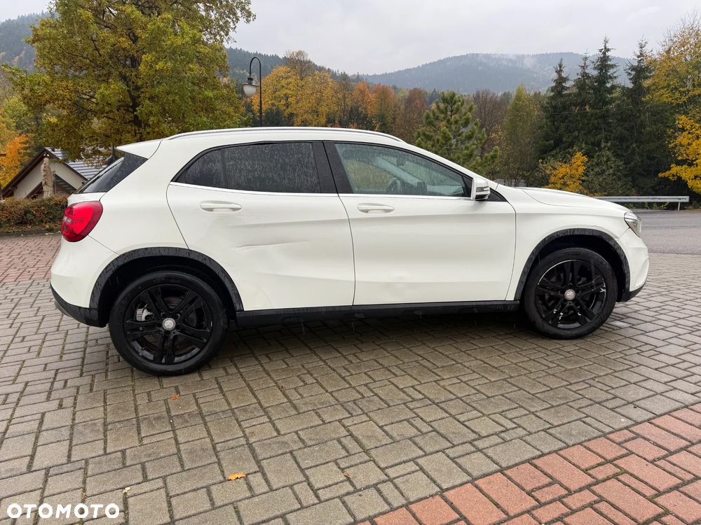 Mercedes-Benz GLA 200 (CDI) d 4Matic 7G-DCT - 8