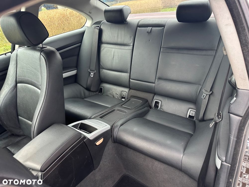 BMW Seria 3 325i - 18