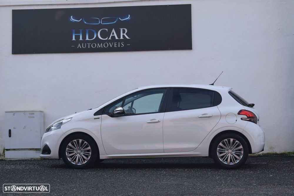 Peugeot 208 1.5 BlueHDi Signature - 5