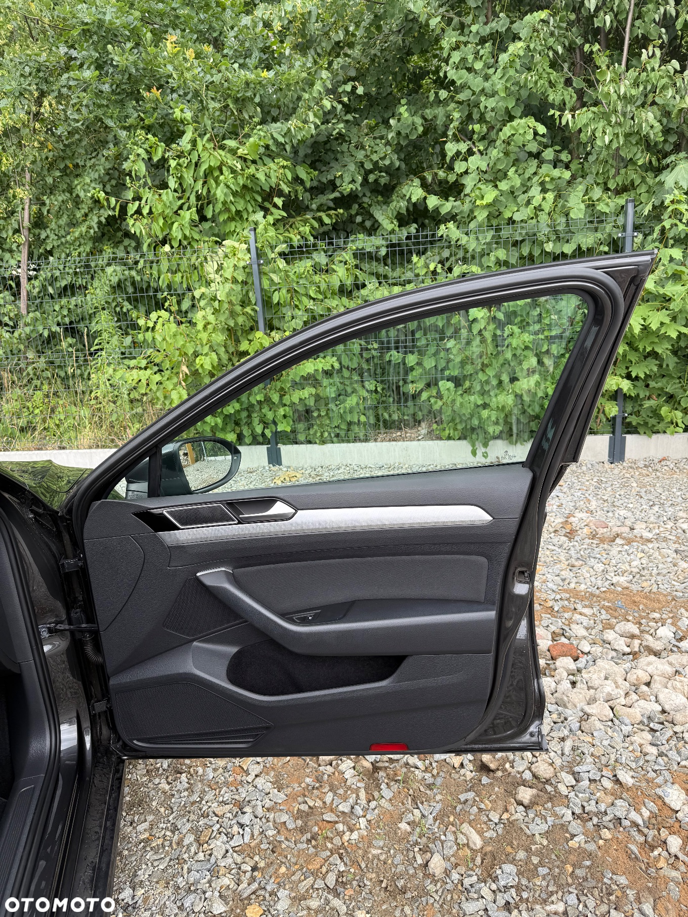 Volkswagen Passat Variant 1.6 TDI SCR DSG - 25